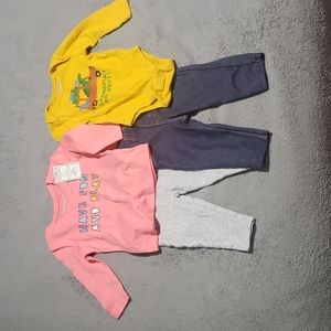 Set of baby girl's clothing